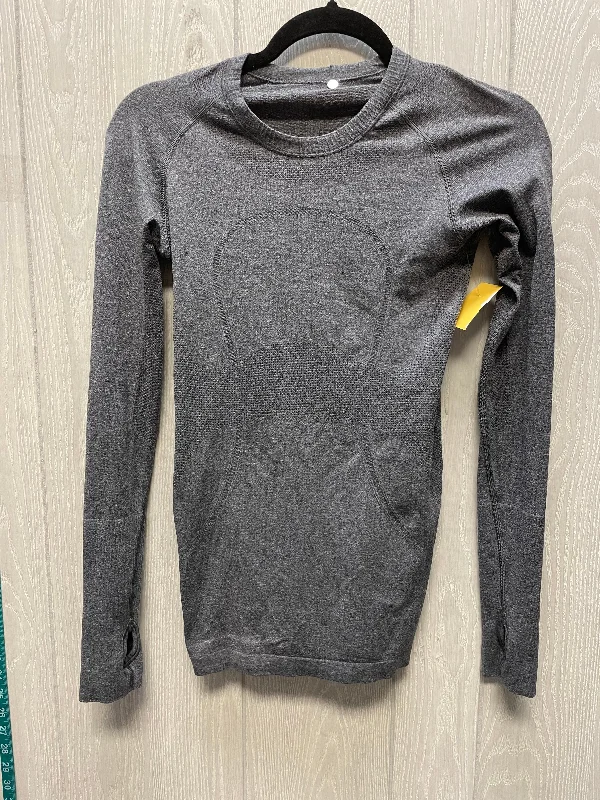 Athletic Top Long Sleeve Crewneck By Lululemon In Grey & White, Size: S