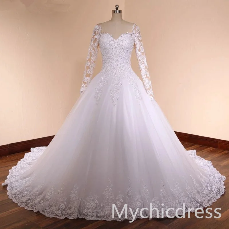 A Line Lace Appliques Vintage Wedding Dresses with Pearls