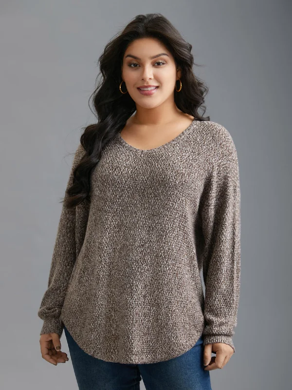 Textured V-Neck Curved Hem Pullover